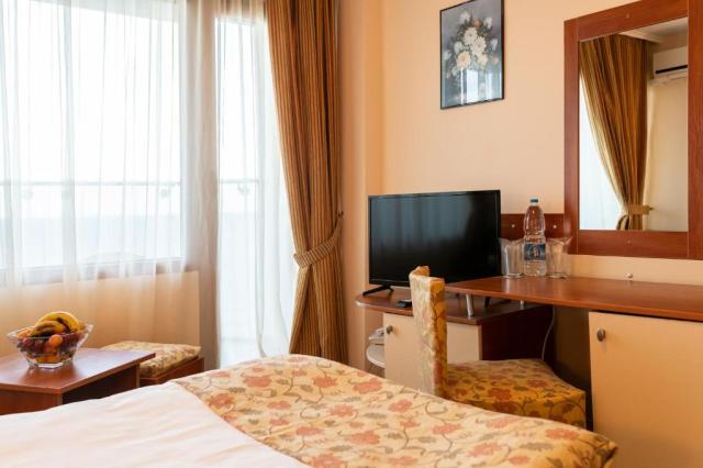 Bulharsko, Slnečné pobrežie: Burgas Beach 4*