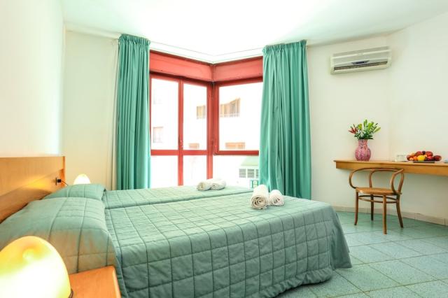 Sardínia: Hotel Soleado 4*