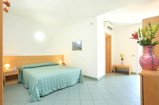 Sardínia: Hotel Soleado 4*