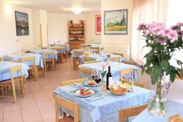 Sardínia: Hotel Soleado 4*