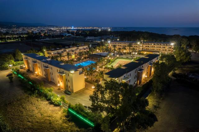 Sardínia: Hotel Oasis 4*
