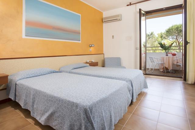 Sardínia: Hotel Oasis 4*