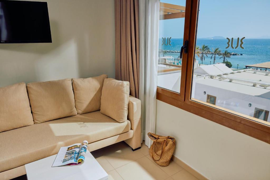 Lanzarote: TUI Blue Flamingo Beach 4*