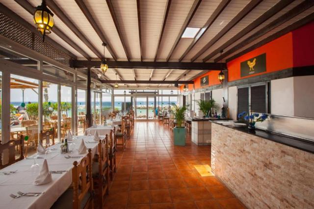 Lanzarote: TUI Blue Flamingo Beach 4*