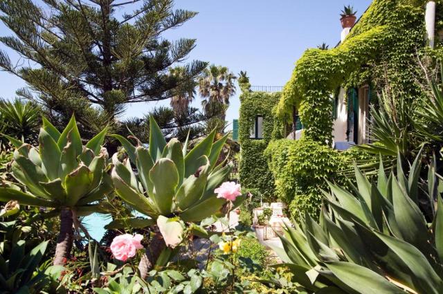 Ischia: Villa Melodie 3*+