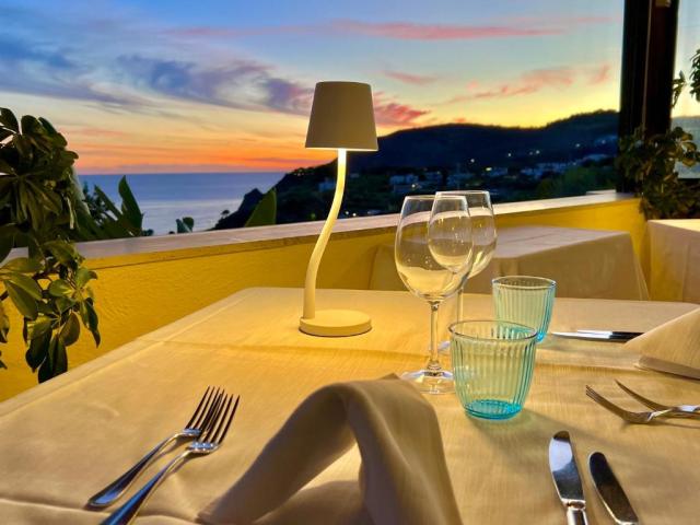 Ischia: Romantica Resort & Spa 4*