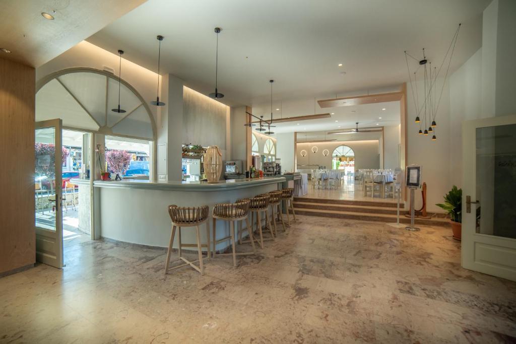 Korfu: Alkionis Hotel 3*