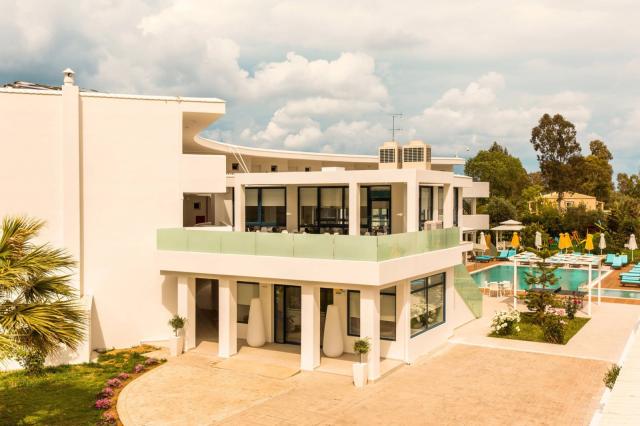 Korfu: Nasos Hotel & Resort 3*