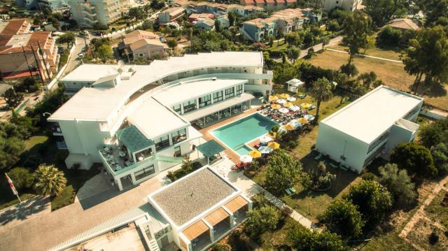 Korfu: Nasos Hotel & Resort 3*