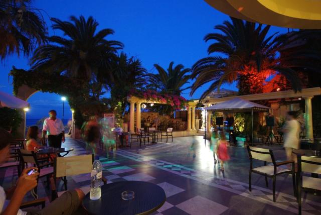 Korfu: Potamaki Beach Hotel 3*