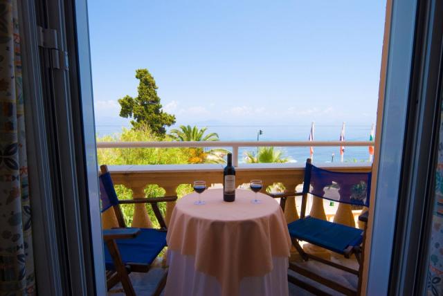 Korfu: Potamaki Beach Hotel 3*
