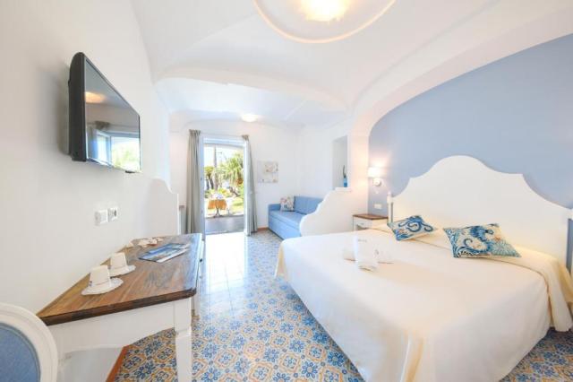 Ischia: Providence Terme 4*