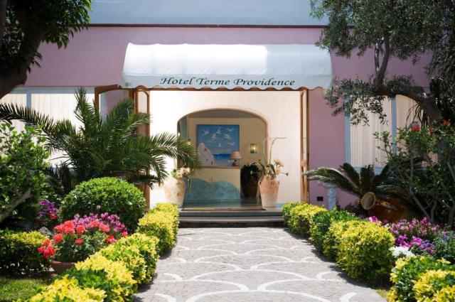 Ischia: Providence Terme 4*