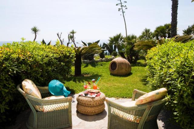 Ischia: Providence Terme 4*