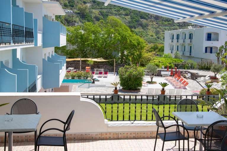 Ischia: La Mandorla 3*