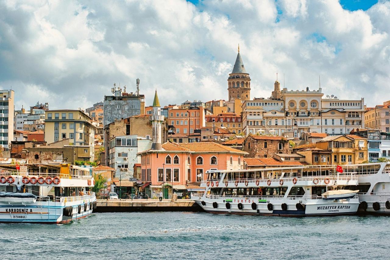 Predvianočný Istanbul: Po stopách sultánov až na Grand Bazaar