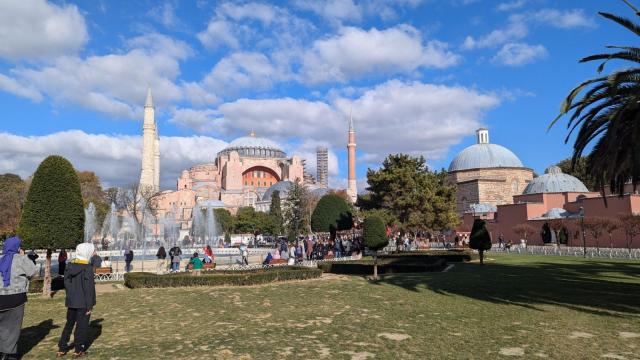 Predvianočný Istanbul: Po stopách sultánov až na Grand Bazaar
