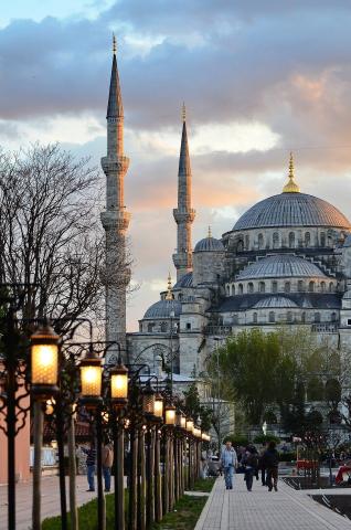 Predvianočný Istanbul: Po stopách sultánov až na Grand Bazaar