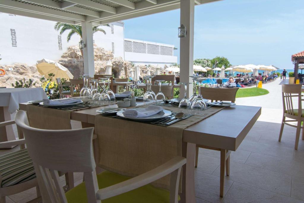 Zakynthos: Galaxy Beach Resort BW Premier Collection 5*