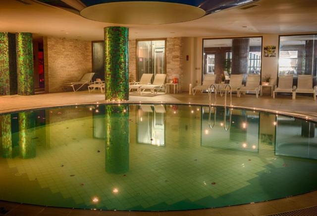 Turecko, Marmaris: Golden Rock Beach Hotel 5*