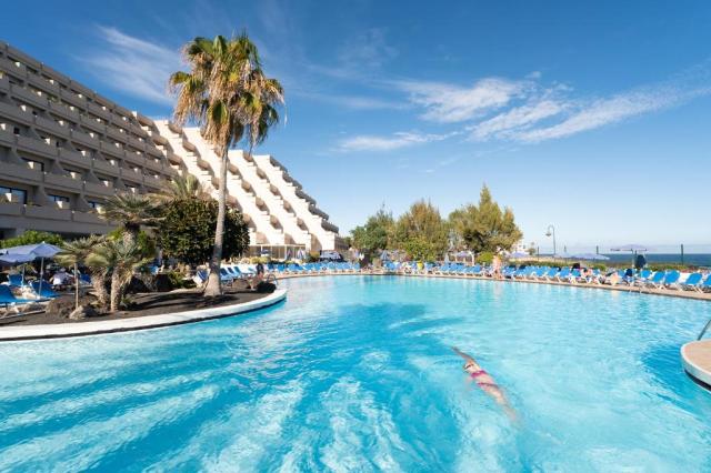 Lanzarote: Grand Teguise Playa 4*