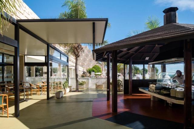 Lanzarote: Grand Teguise Playa 4*