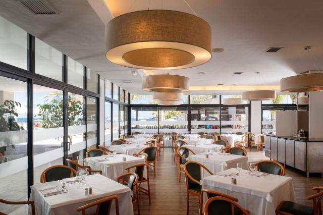 Lanzarote: Grand Teguise Playa 4*