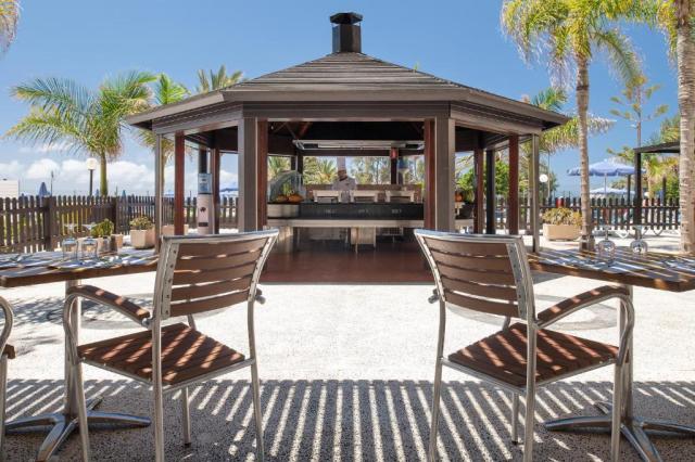 Lanzarote: Grand Teguise Playa 4*