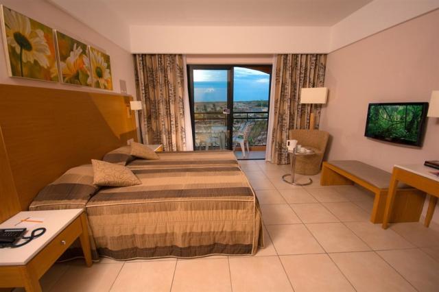 Malta: Ramla Bay Beach Resort 4*
