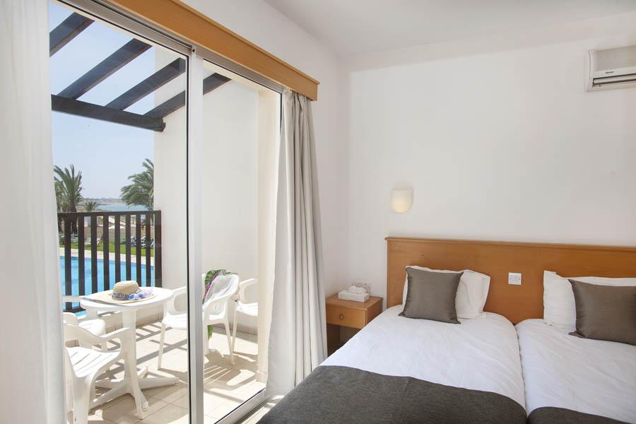 Cyprus, Paphos: Akti Beach Village 4*