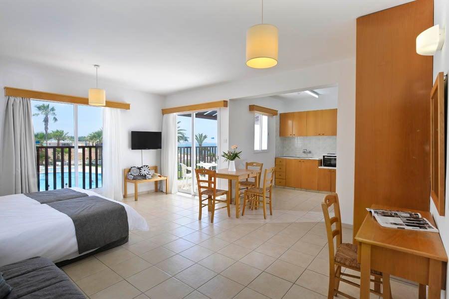 Cyprus, Paphos: Akti Beach Village 4*