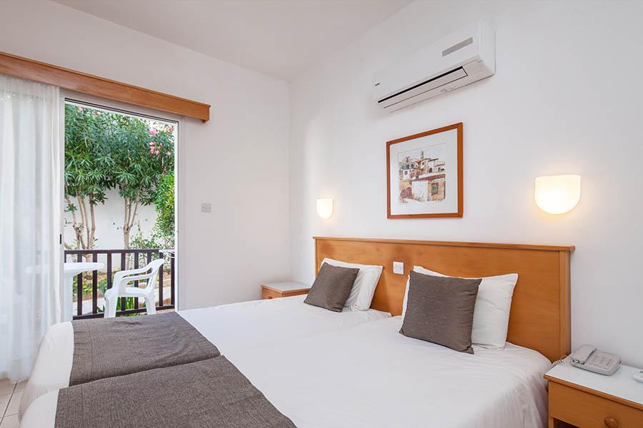 Cyprus, Paphos: Akti Beach Village 4*