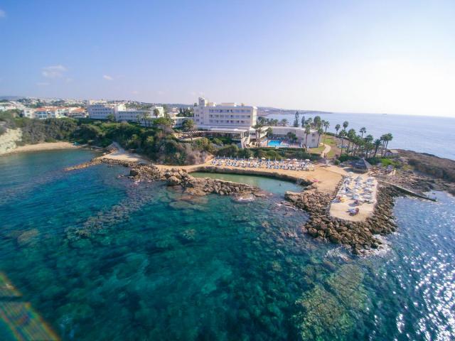 Cyprus, Paphos: Cynthiana Beach Hotel 3*