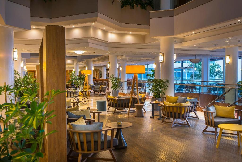 Cyprus, Paphos: Leonardo Cypria Bay 4*+