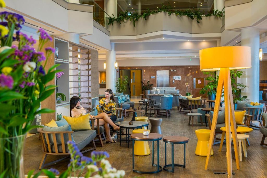 Cyprus, Paphos: Leonardo Cypria Bay 4*+