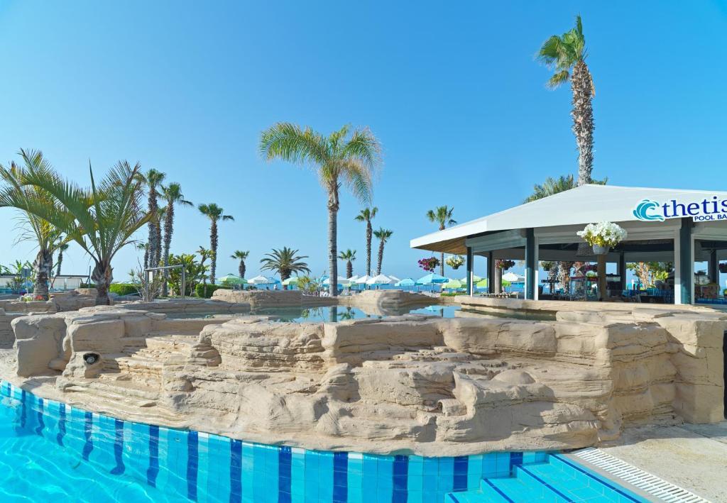 Cyprus, Paphos: Leonardo Cypria Bay 4*+