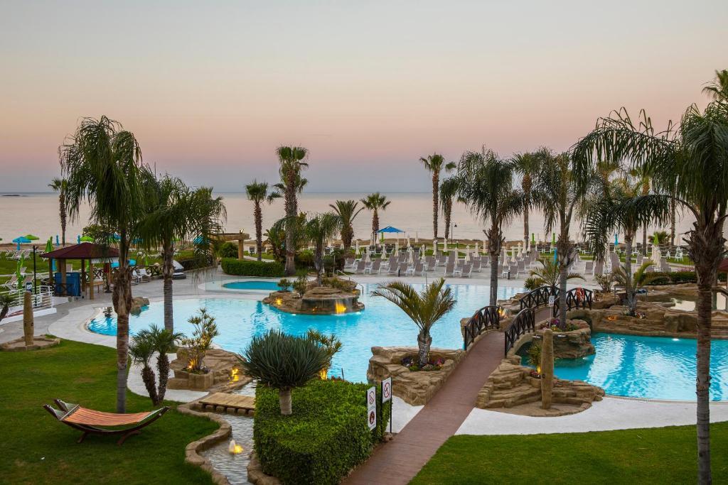 Cyprus, Paphos: Leonardo Cypria Bay 4*+