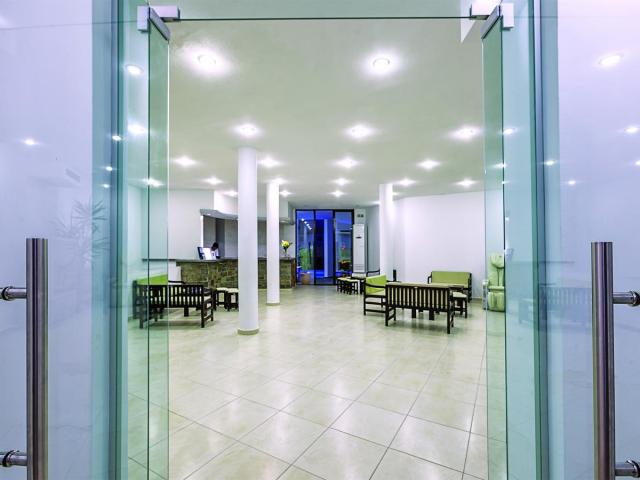 Chalkidiki: Xenios Dolphin Beach Hotel 3*