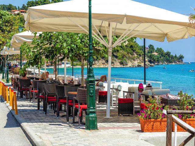 Chalkidiki: Xenios Dolphin Beach Hotel 3*