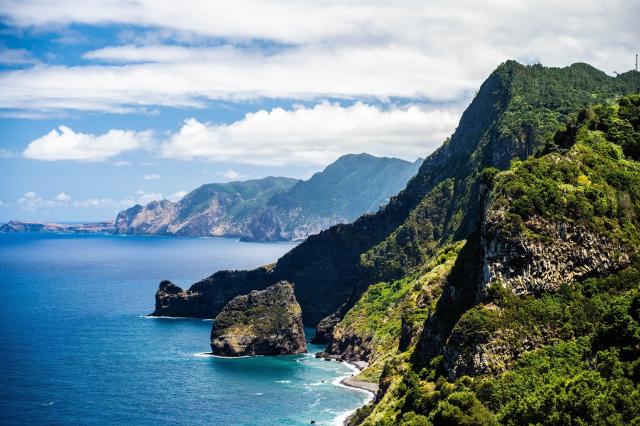 Madeira: Ostrov v rytme karnevalu