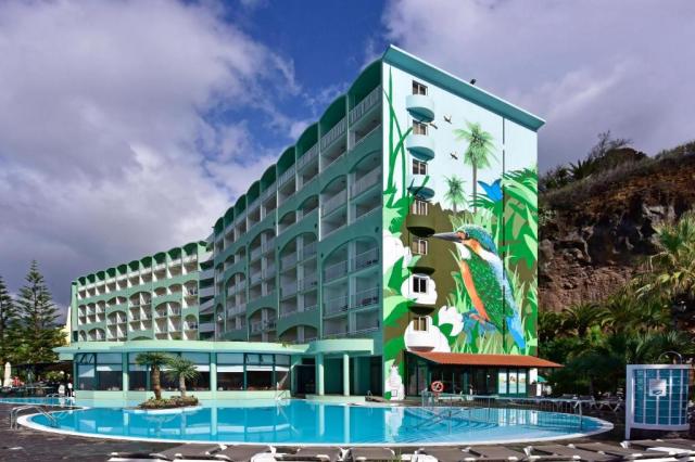 Madeira: Pestana Ocean Bay 4*