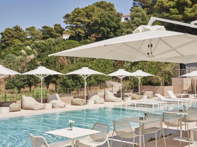 Skiathos: Radisson Resort Plaza 4*