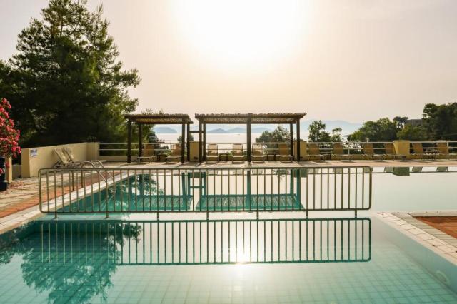 Skiathos: Kanapitsa Mare Hotel 4*