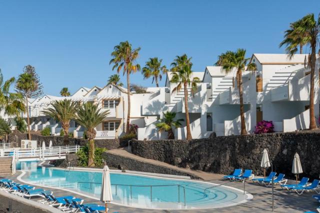 Lanzarote: Apartamentos LIVVO Morromar 3*