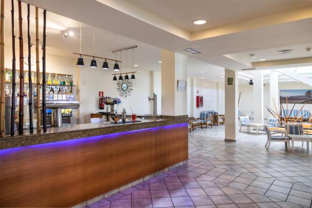 Lanzarote: Apartamentos LIVVO Morromar 3*