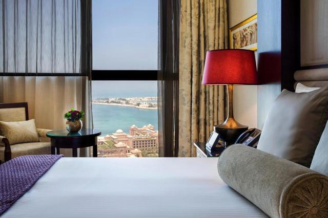 Abu Dhabi: Bab al Qasr 5*