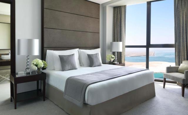 Abu Dhabi: Bab al Qasr 5*