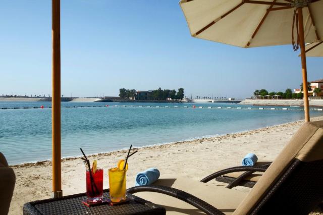 Abu Dhabi: Bab al Qasr 5*