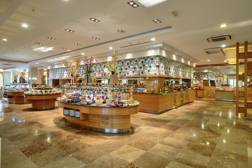 Turecko: Sunis Kumkoy Beach Resort & Spa 5*