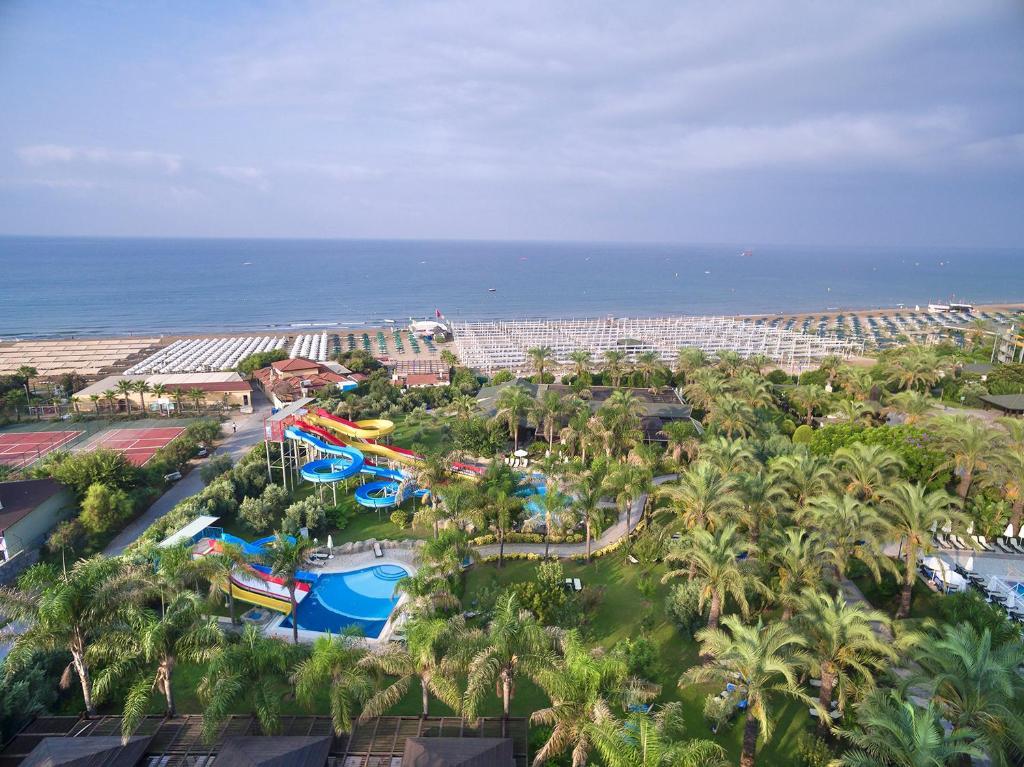 Turecko: Sunis Kumkoy Beach Resort & Spa 5*